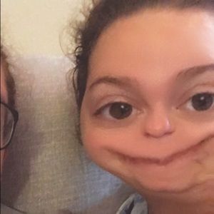 Meet your Posher, Courtney
